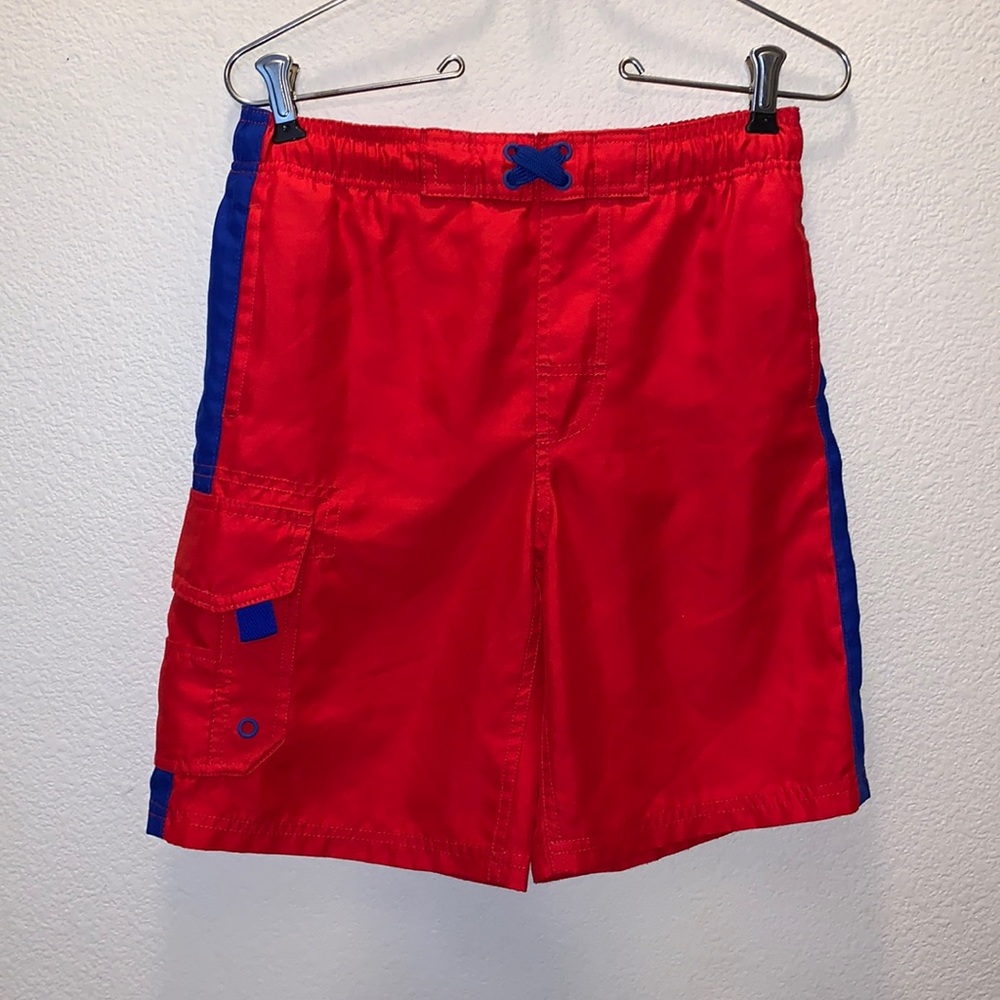 O’Rageous red boys 10/12 mesh lined swim trunks